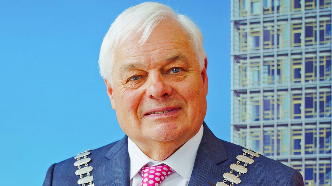 A portrait image of the Mayor of the County of Cork