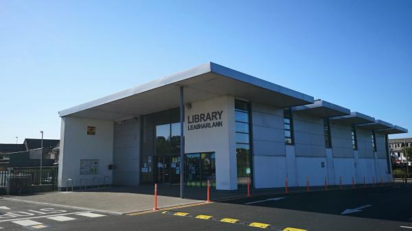 Carrigaline Library Exterior