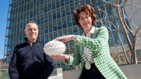 Mayor with AlexPentek and an Origami sphere