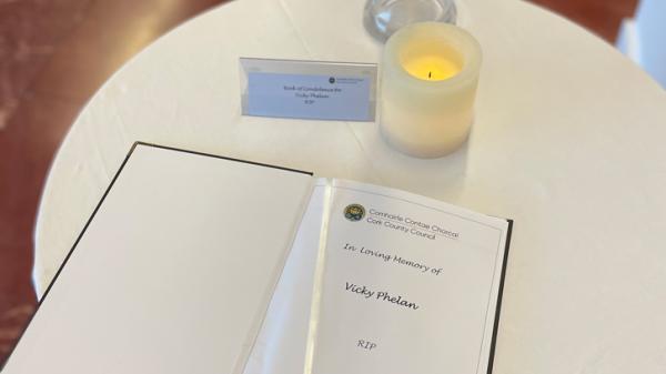 Book-of-Condolence-for-Vicky-Phelan-1-(web)