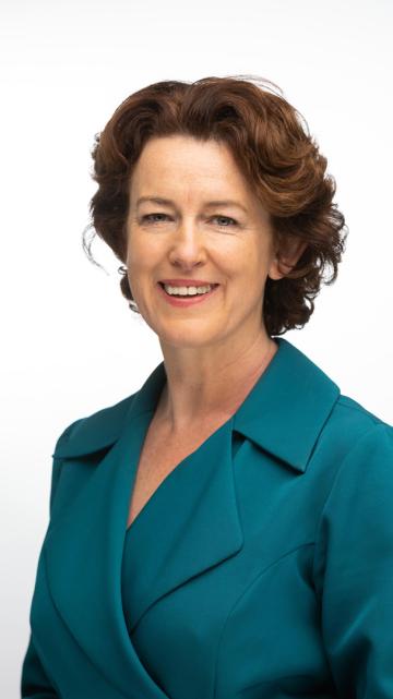 A portrait of a woman
