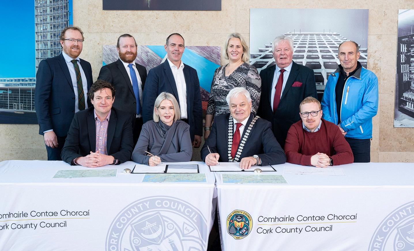Pictured at the contract signing for the Skibbereen section of the West Cork Greenway are the Mayor of the County of Cork, Cllr. Frank O Flynn, Chief Executive of Cork County Council, Valerie O'Sullivan along with elected members and staff of the contractor AECOM-ROD Alliance.